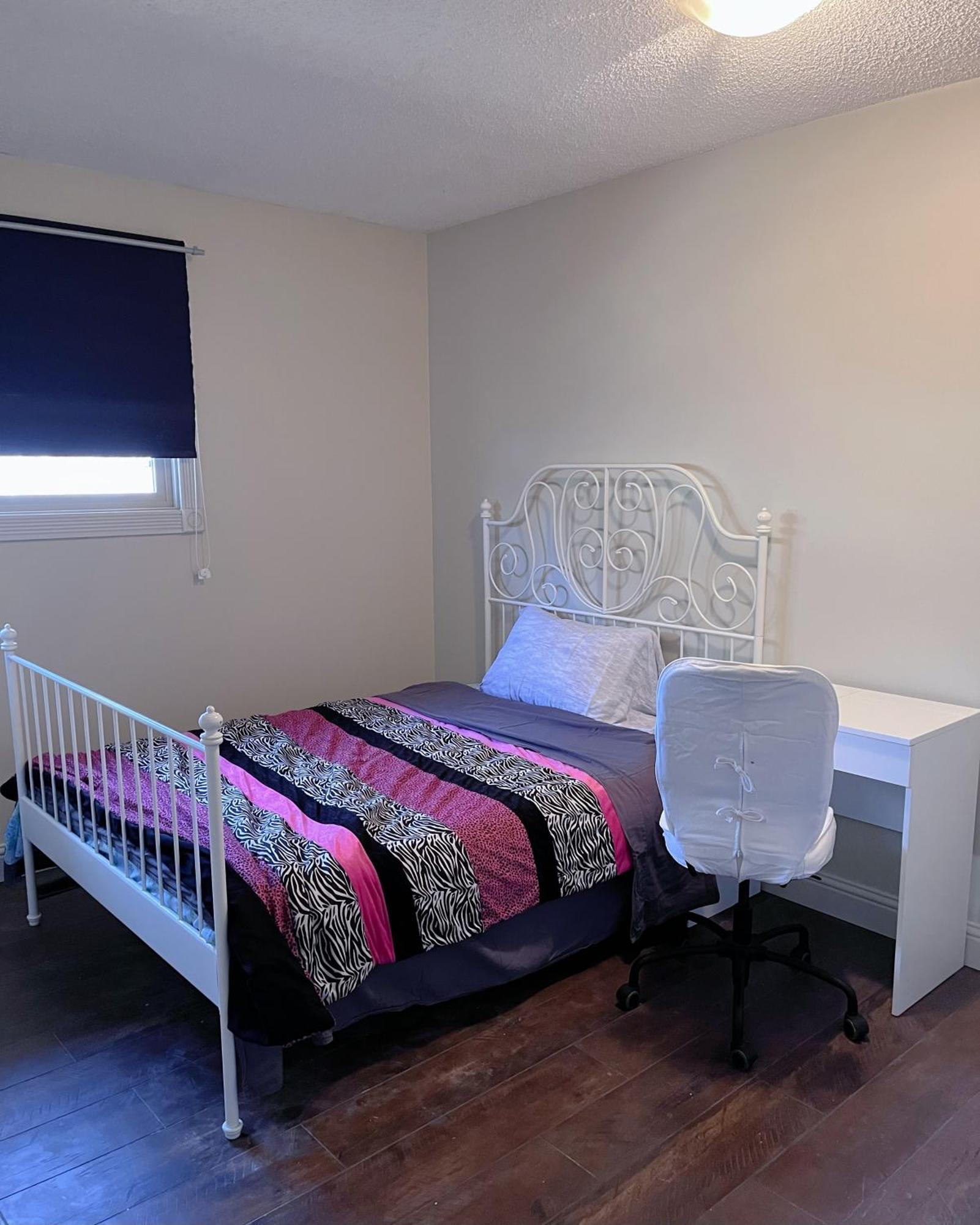 Ferienwohnung Calgary-Banff House Close Lrt&Dt&Free Parking Exterior foto
